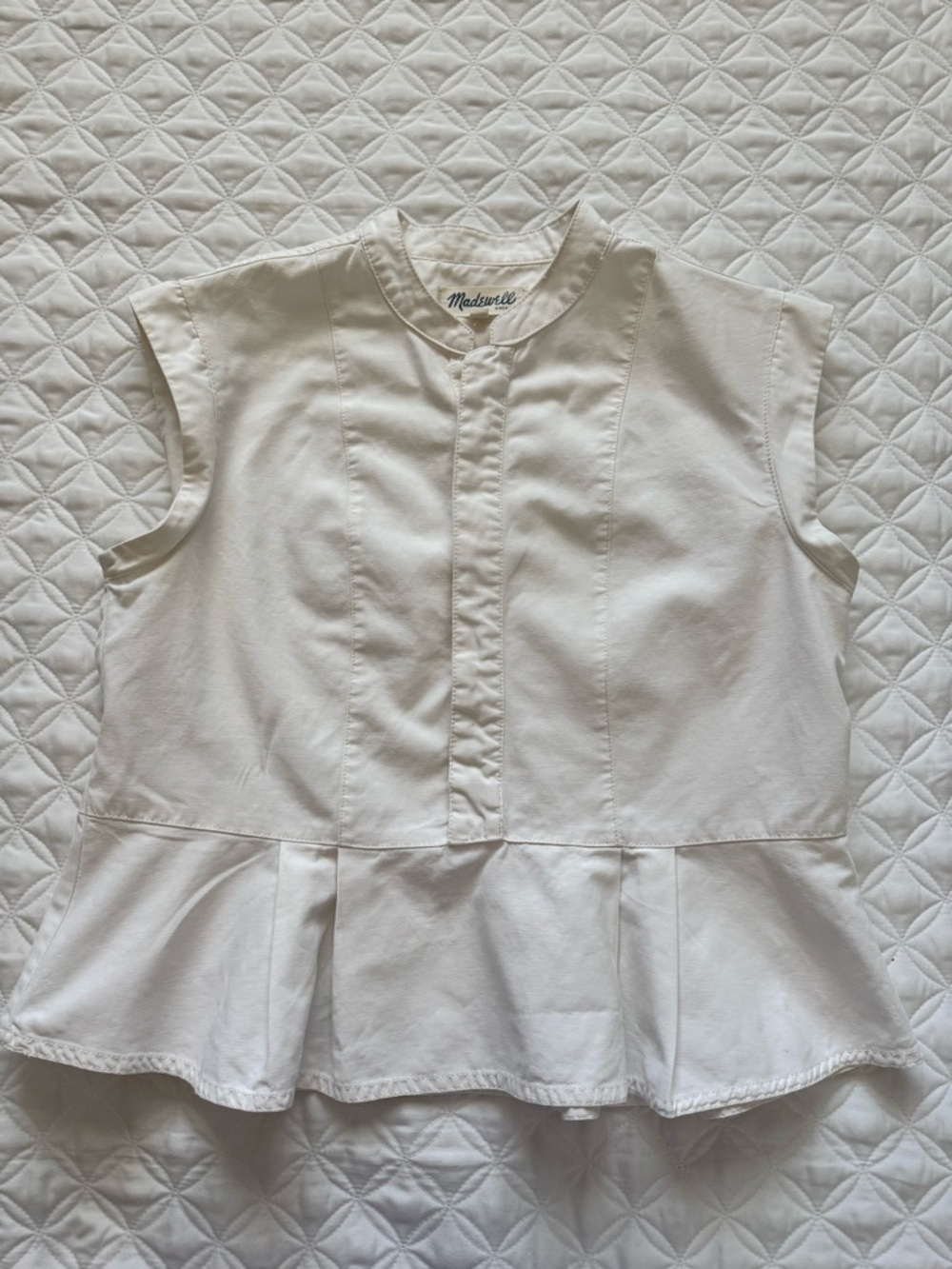 Madewell White Hidden Button Placket Sleeveless Pleated Peplum Top Size 2 - Picture 3 of 16
